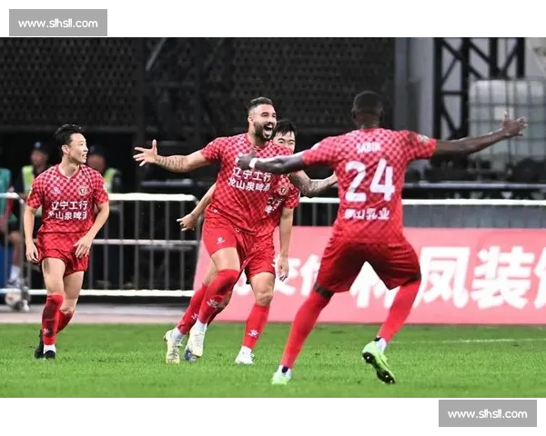 卢佩塔连场救主!南京城市客场逼平领头羊辽宁铁人 卢佩塔连场救主!南京城市客场逼平领头羊辽宁铁人