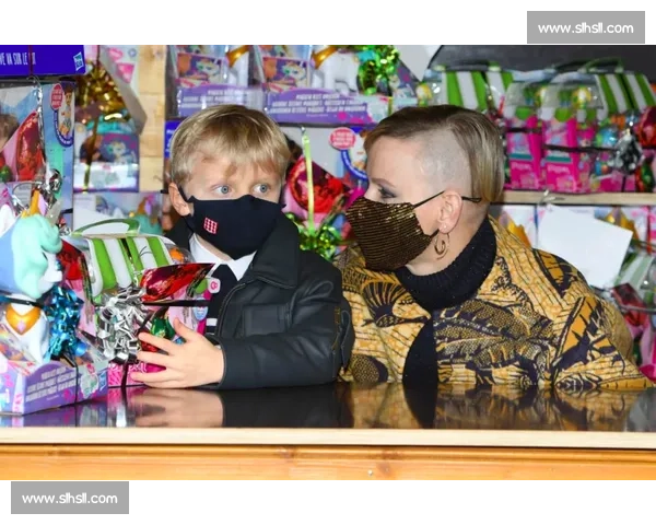 从泳池到王冠:夏琳王妃的朋克蜕变与权力博弈 从泳池到王冠:夏琳王妃的朋克蜕变与权力博弈