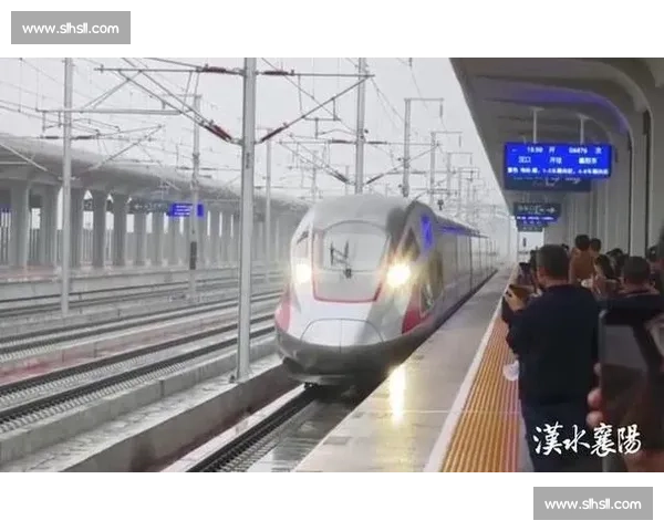 K7034次列车跨越千里,畅行江南北,揭秘中国高铁飞速发展的背后故事 K7034次列车跨越千里,畅行江南北,揭秘中国高铁飞速发展的背后故事