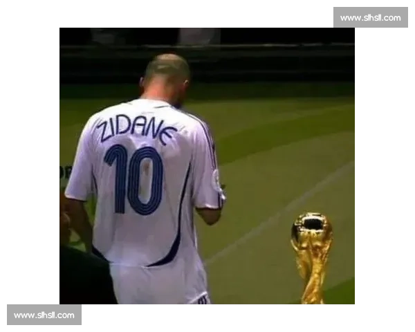 无冕之王官方采访听听他们为何与大力神杯擦肩而过 无冕之王官方采访听听他们为何与大力神杯擦肩而过