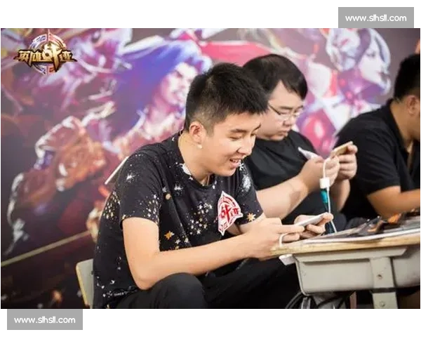 残酷训练，甜蜜羁绊！电竞真人秀带你走进选手内心世界